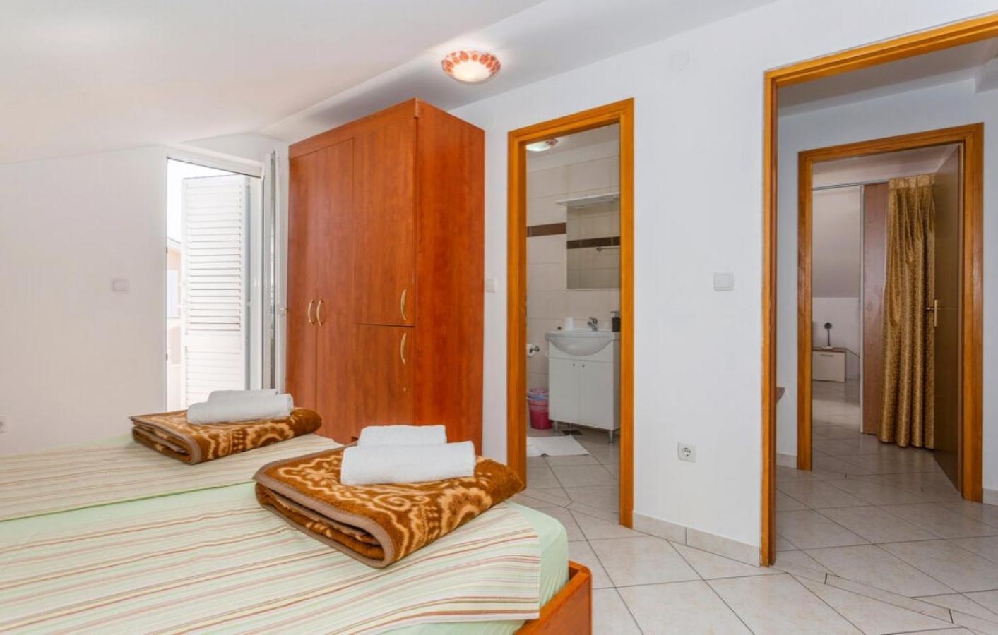 Guest House Lucija Banjol Room photo